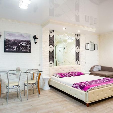 Studio On Oliinyka Street Daire Mykolaiv Dış mekan fotoğraf